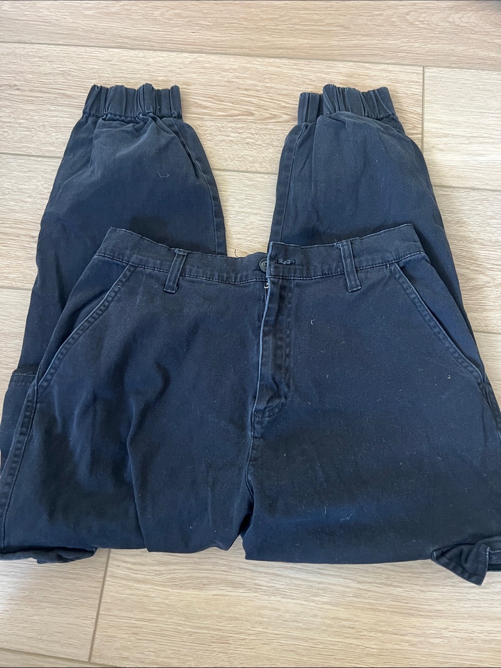 Aeropostale Cargo Pants